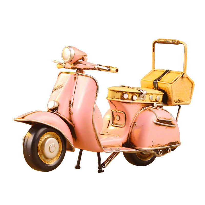 Vespa Piaggio scooter souvenir