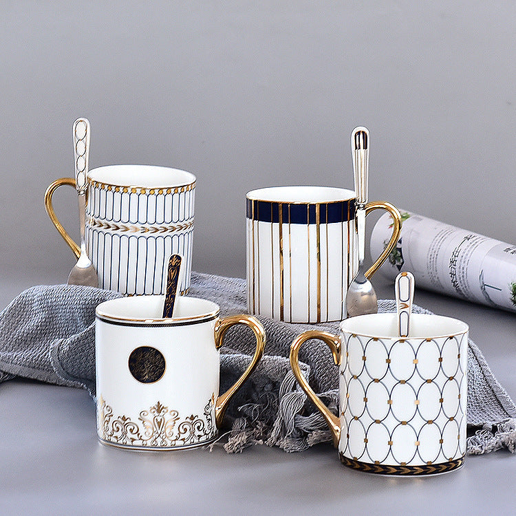 Manufacturer wholesale Nordic Simple Bone China Mug ceramic Large capacity Water Cup European Coffee Cup With Spoon
